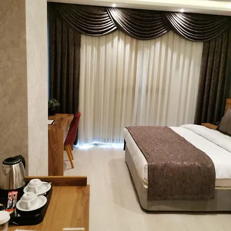 Rose Bay Hotel